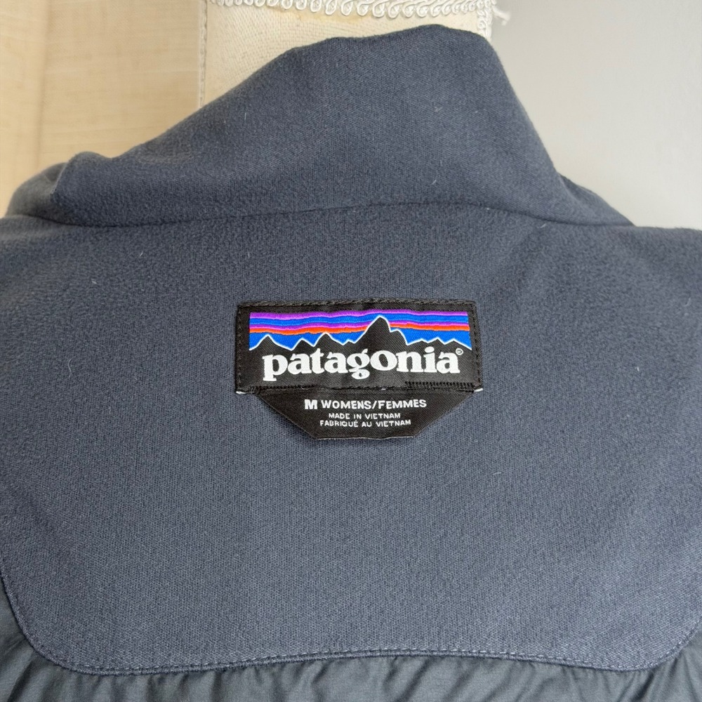 Patagonia Bivy Hooded Vest 600 Fill Down Colorblock Pitch Blue Women's Medium - Picture 7 of 11